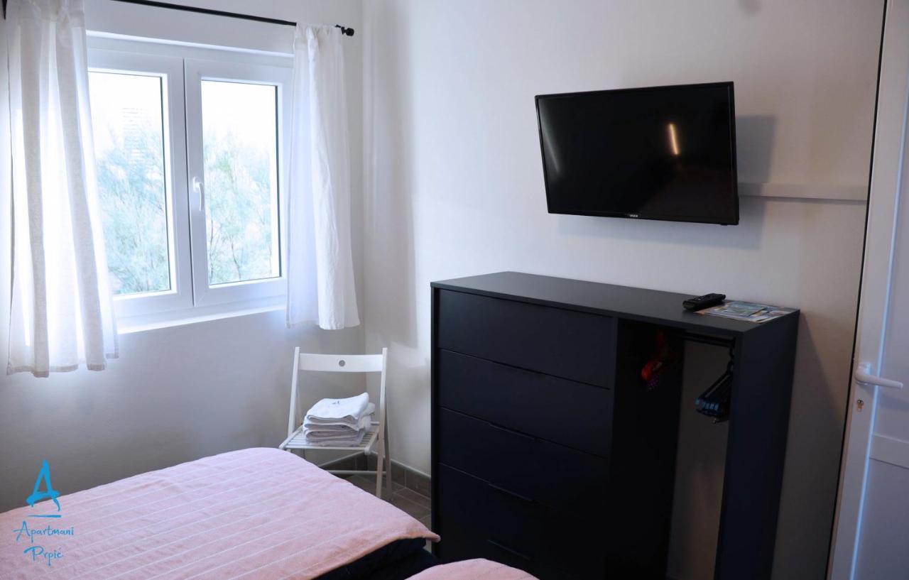 Apartmani Prpic Ražanac Buitenkant foto